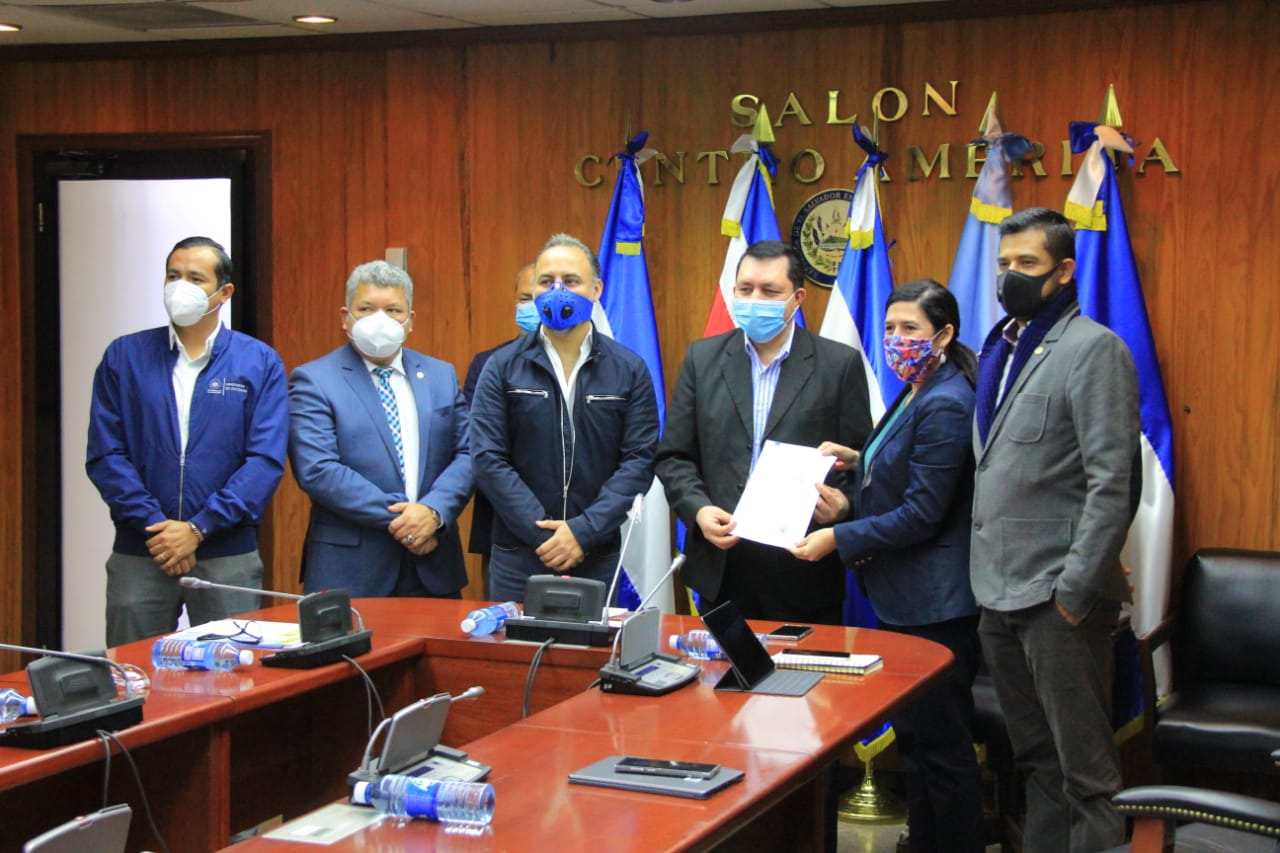 Gobierno presenta proyecto de Ley para la reactivación de las MIPYMES y sector informal tras el impacto del COVID19 gobierno-presenta-proyecto-de-ley-para-la-reactivacion-de-las-mipymes-y-sector-informal-tras-el-impacto-del-covid19